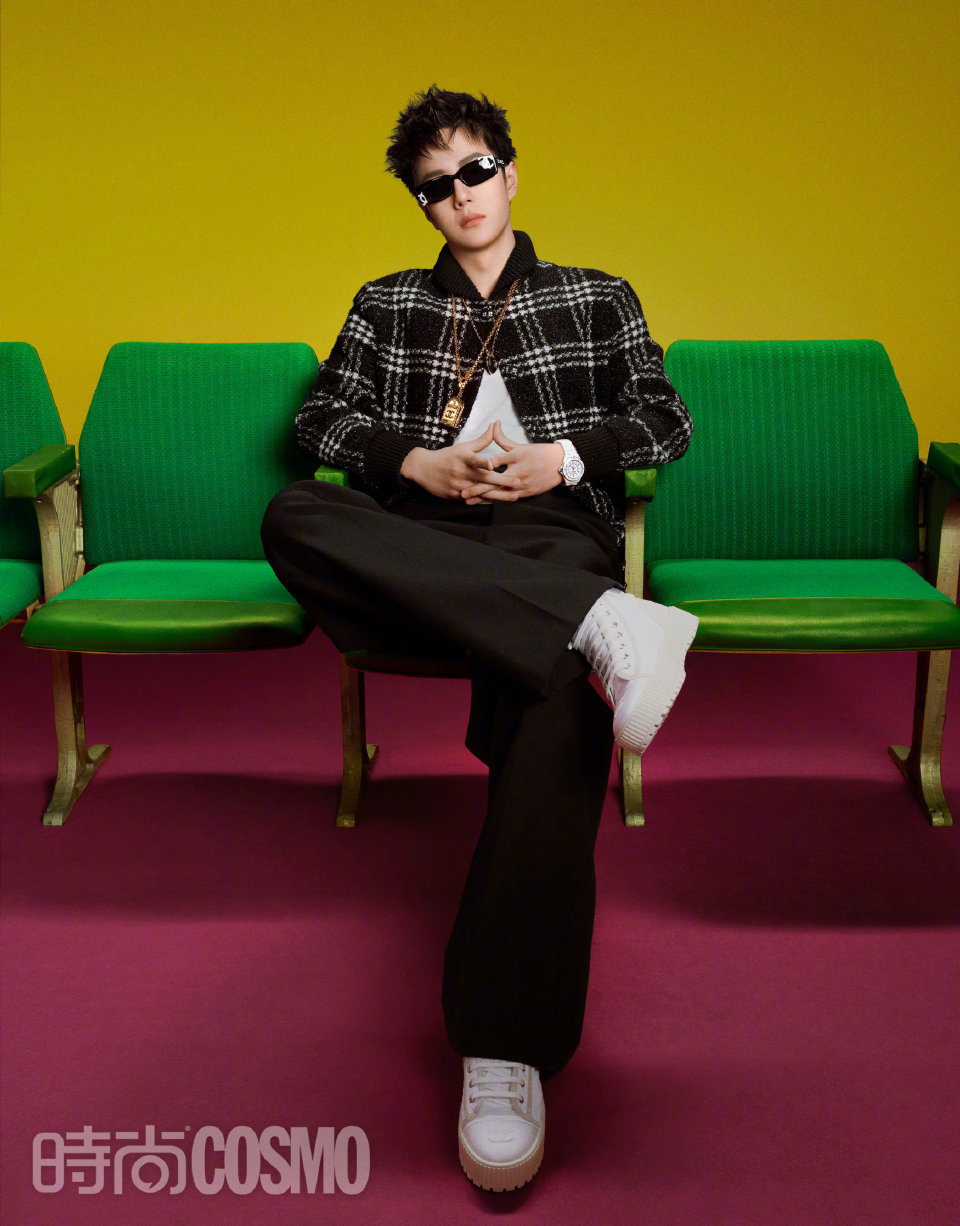 00744723ly1hh908cydnnj30qo0y2jwb.jpg 王一博 一切答案都藏在时间里。/Mksport体育