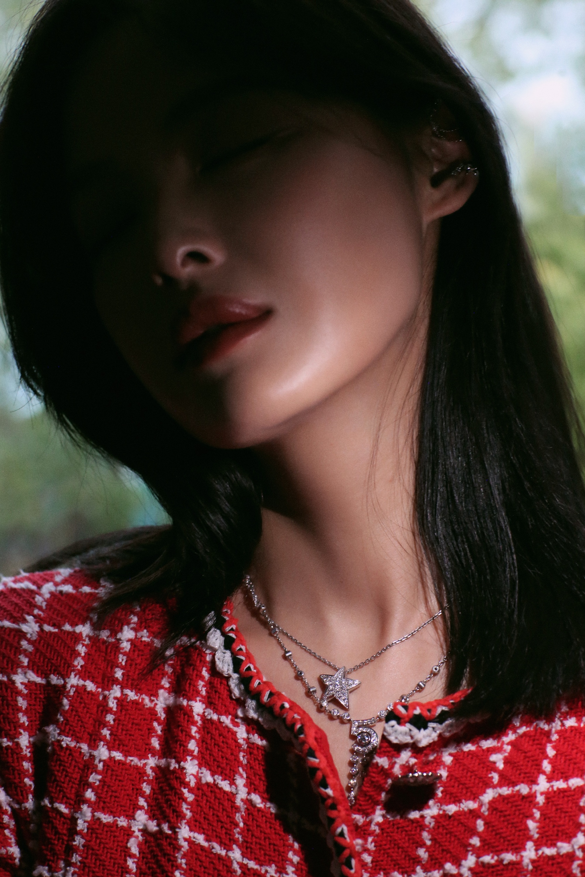 a66d0169ly8h9ib8481pwj22dc3k0e83.jpg 辛芷蕾新鲜CHANEL大片/Mksport体育